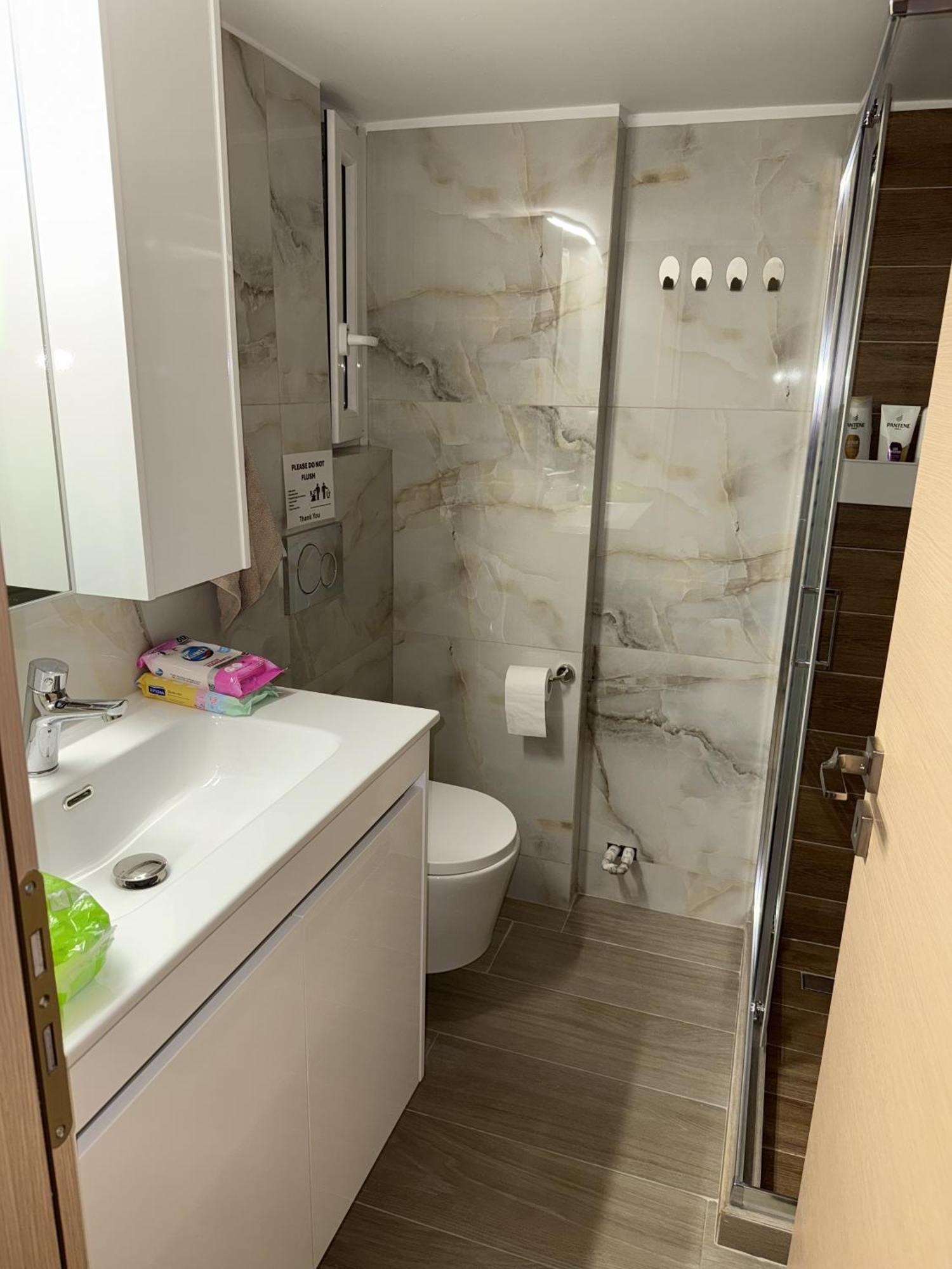 Apartment 2 Bedrooms