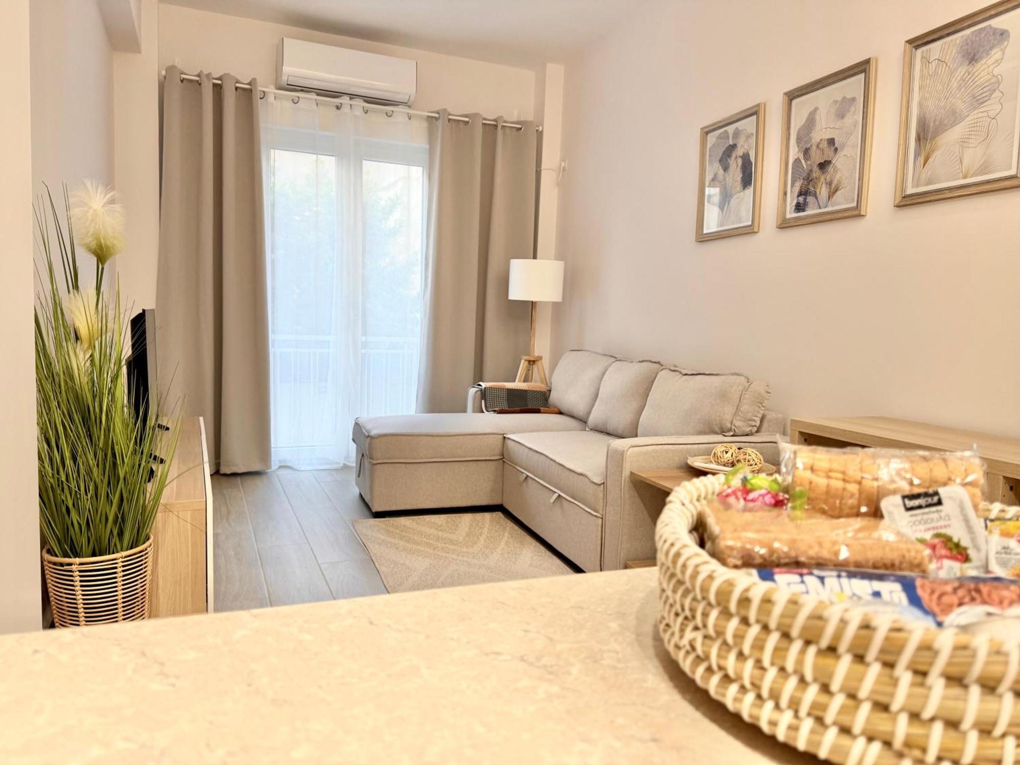 2 Bedrooms *